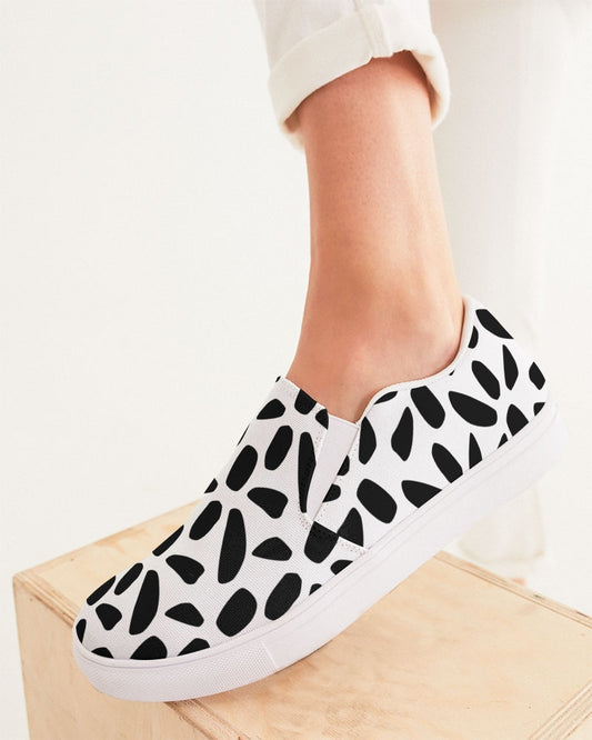 MFameUs KUDA Women's Slip-On Canvas Shoe